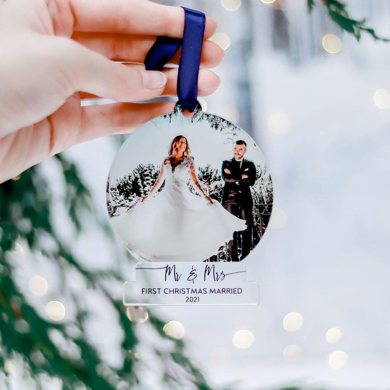 First Christmas Married Ornaments, Mr And Mrs Photo, Our First Christmas, Just Married Ornament, Wedding Couple Custom Gift, 2021 Decoration